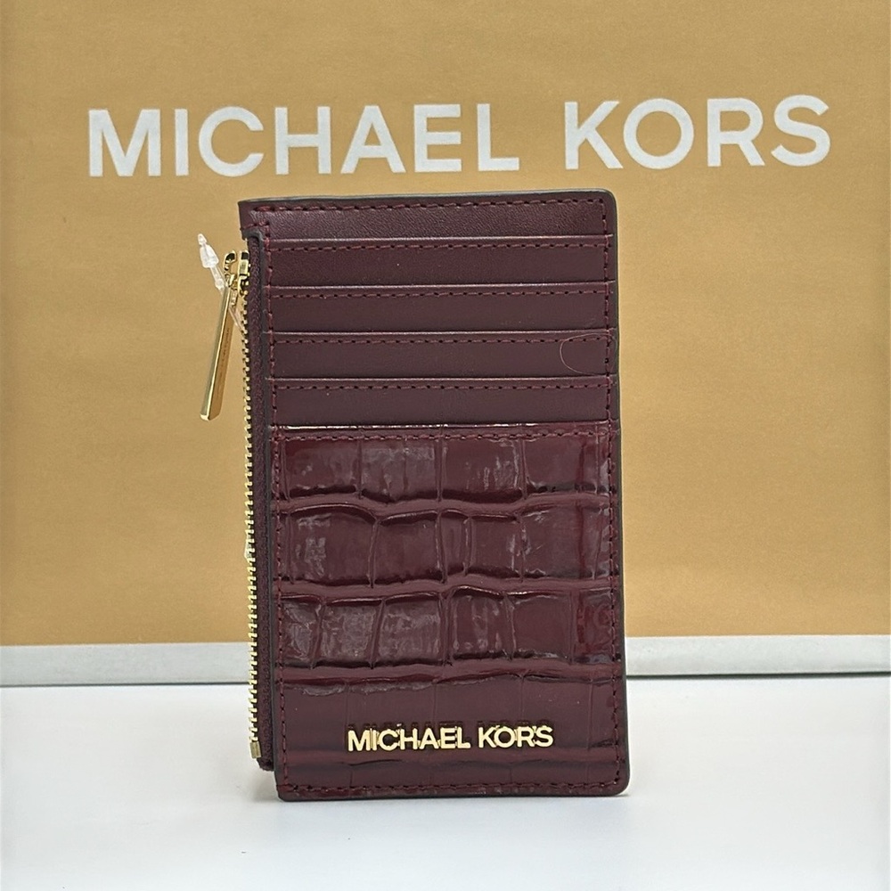 MICHAEL KORS JET SET TRAVEL MEDIUM TZ CARD CASE IN OXBLOOD - Picture 2 of 10